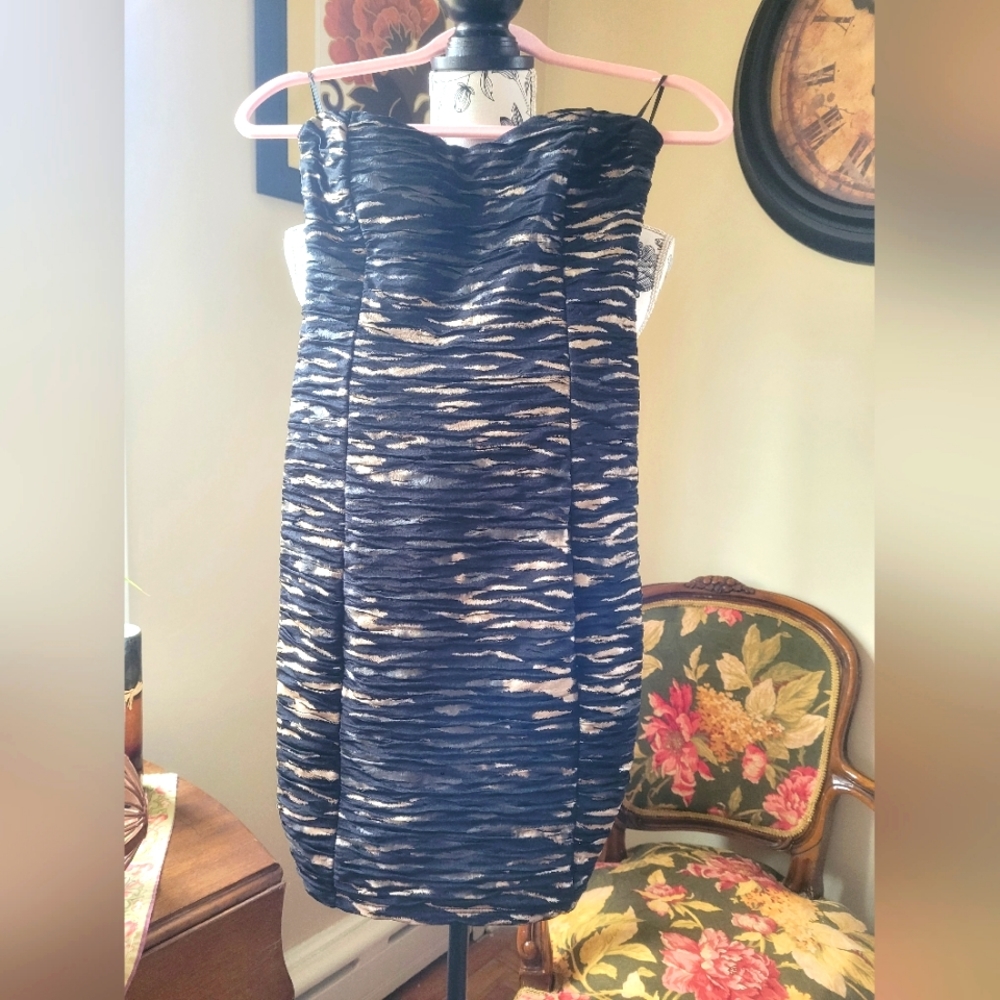 Janice strapless dress sz s